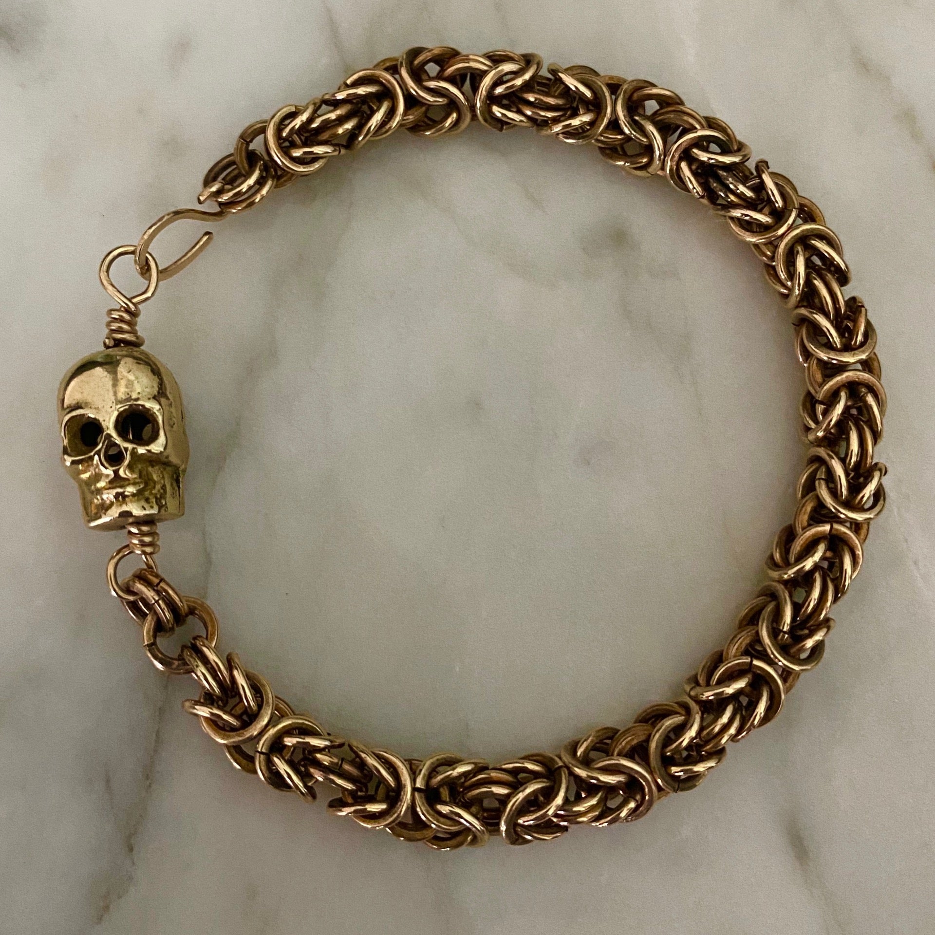 Alexander McQueen Gold Skull Bracelet – BlackSkinny